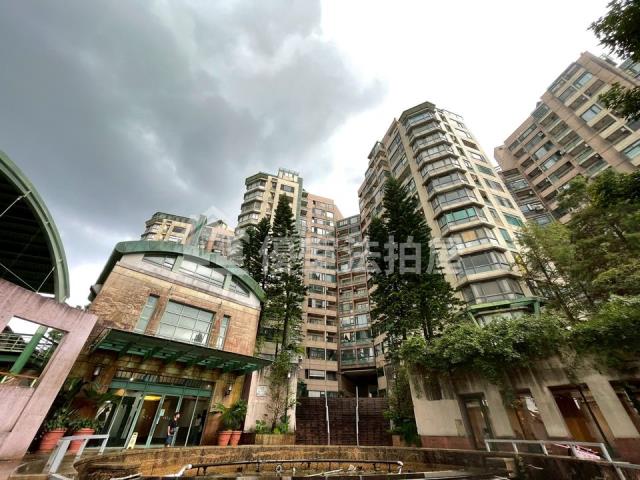 桃園龍潭大樓法拍-0